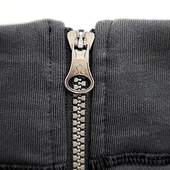 Lululemon Rocket Pencil Skirt Black Retro Grey Camo Zip Pockets Stretch Size 4 - Picture 7 of 16